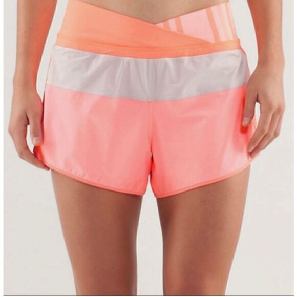 Rare Lululemon Run Pace Short Pink EUC in Size 4 - Picture 2 of 5